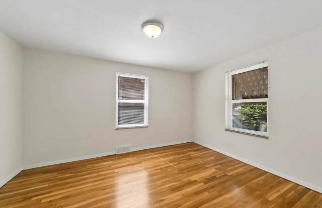 3927 Jamieson Avenue - 1W photos photos