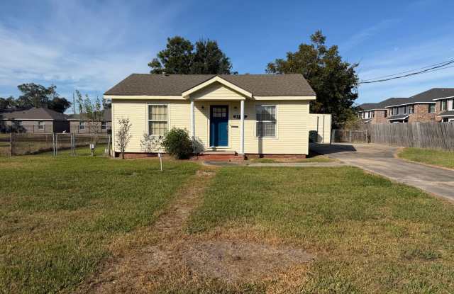 3B/2B Home Available in Lake Charles Gallery 1