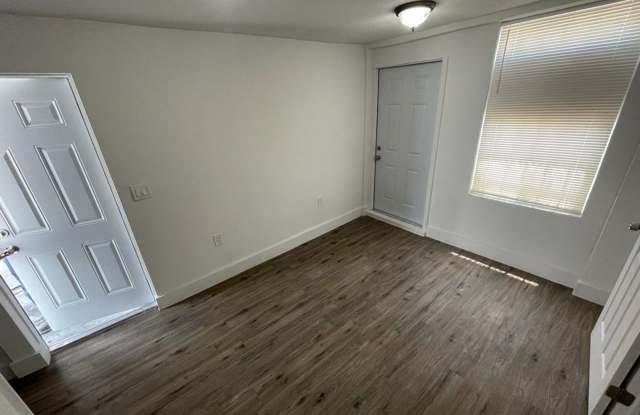 Brick Flagler/Brick Eleven photos photos