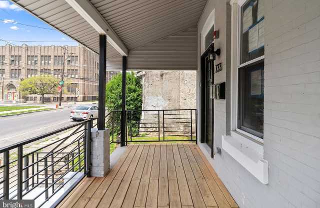 733 N 44TH STREET Gallery 2