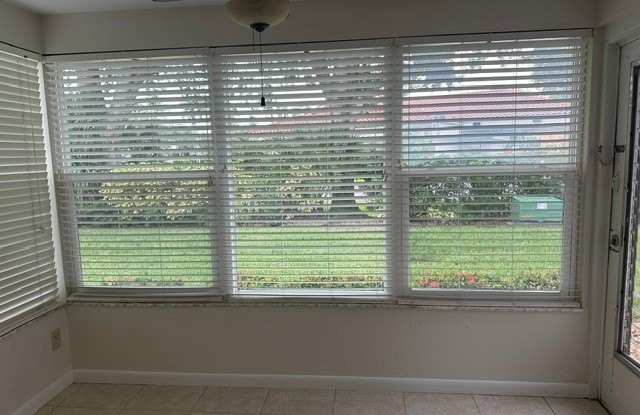 1518 Edgewater Circle Gallery 4