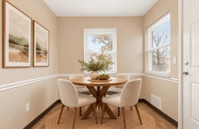 Coves at Columbus on Arborwood Drive Gallery 3