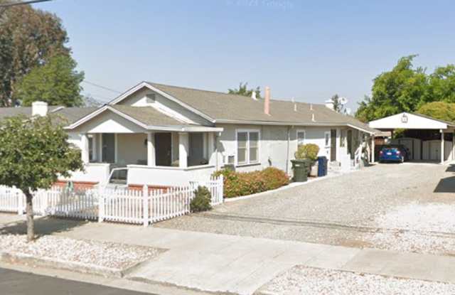 Nice 1bd/1ba Duplex in DT Livermore photos photos