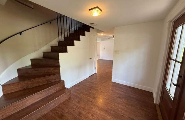 905 Poinciana Drive Gallery 4