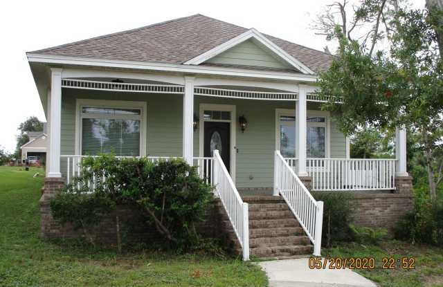 4007 Oak Forest Gallery 2