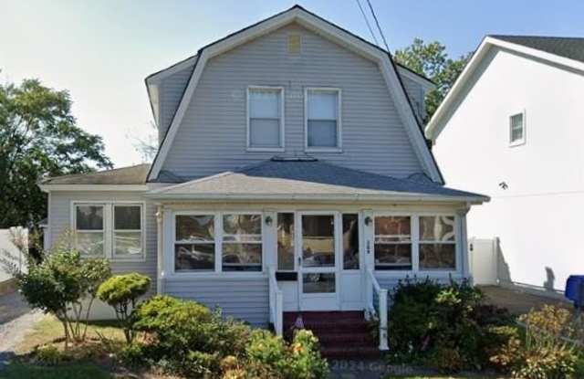 309 Franklin Avenue photos photos