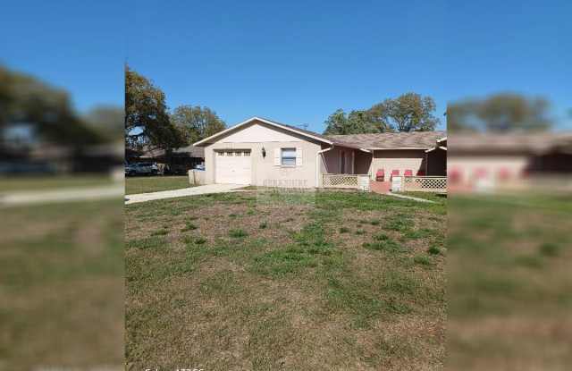 1374 Giles Ave photos photos