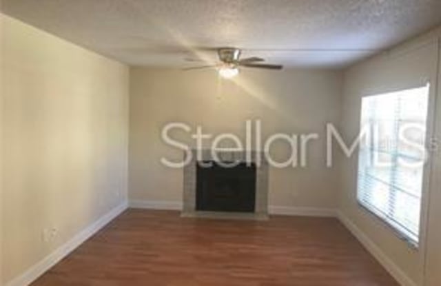 4009 NESTLE OAKS PLACE Gallery 4