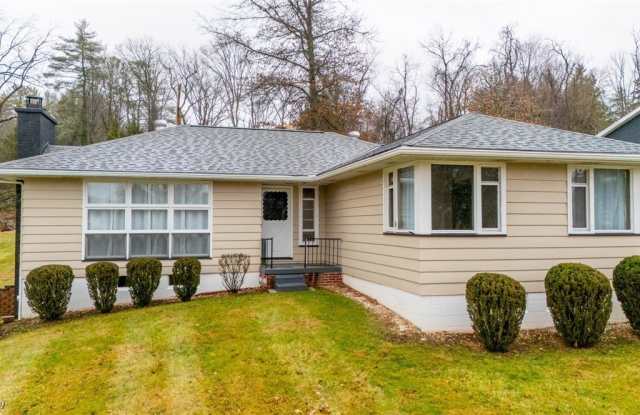 134 Carroll Drive photos photos