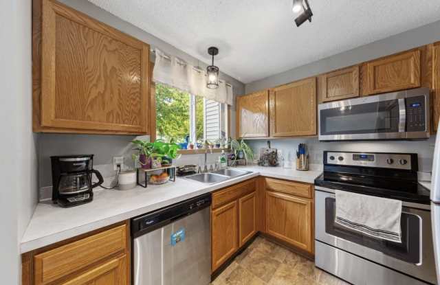 15549 Flyboat Lane Gallery 4