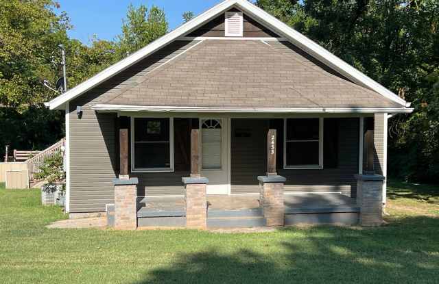 COMING SOON: Northwest Springfield 2 Bed / 2 Bath Bungalow photos photos COMING SOON: Northwest Springfield 2 Bed / 2 Bath Bungalow photos photos