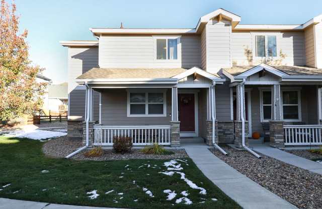 3 Bedroom, 2.5 Bathroom Townhome. June 2026 Move-In! 2-year lease option! photos photos