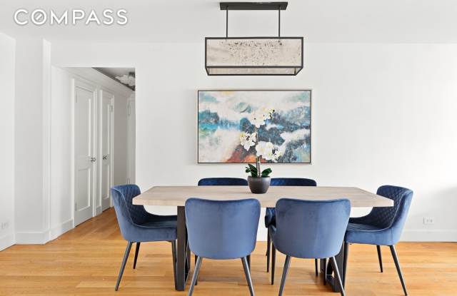 150 East 61st Street Gallery 3