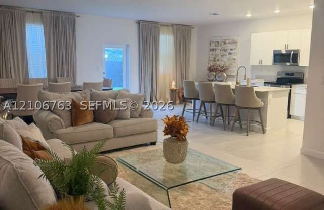 16304 SW 147th ct Gallery 3