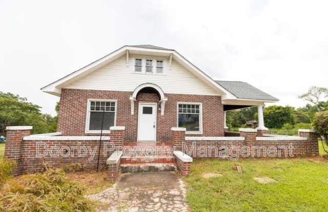 2802 Fairview Dr photos photos