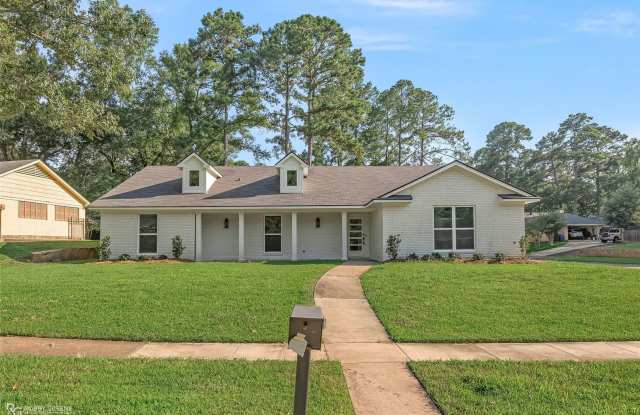 STUNNING REMODEL IN SPRING LAKE ESTATES photos photos STUNNING REMODEL IN SPRING LAKE ESTATES photos photos