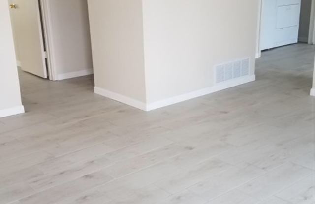 208 Erby Avenue - B Gallery 3