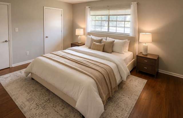 Room in 3 Bedroom Home in Lawrenceville Gallery 3