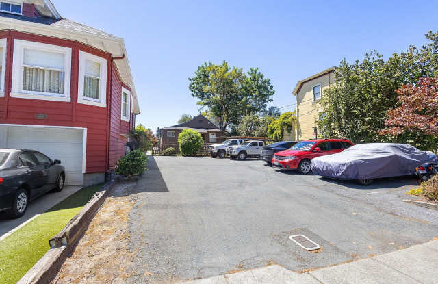 2510 Eagle Ave #C - 2 bedroom | 1 bath | Back Cottage Gallery 3