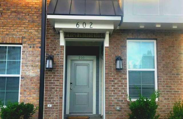 602 Market Grove Drive Gallery 4