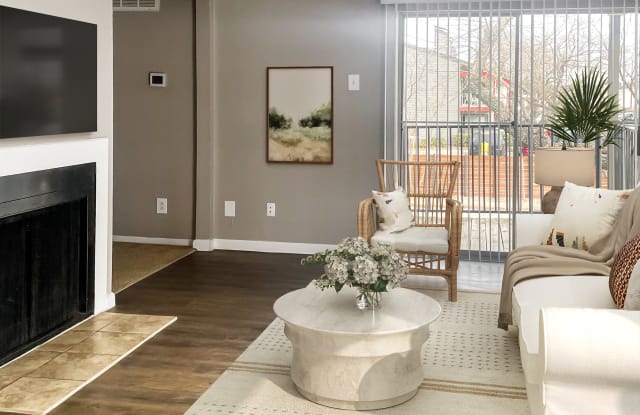 Suncrest Gallery 4