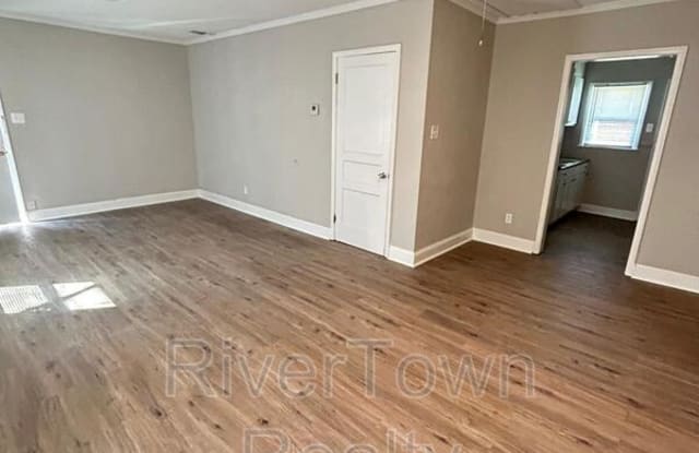 2144 Henry Cir photos photos