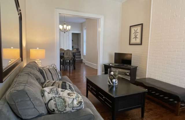 725 Grace Street photos photos