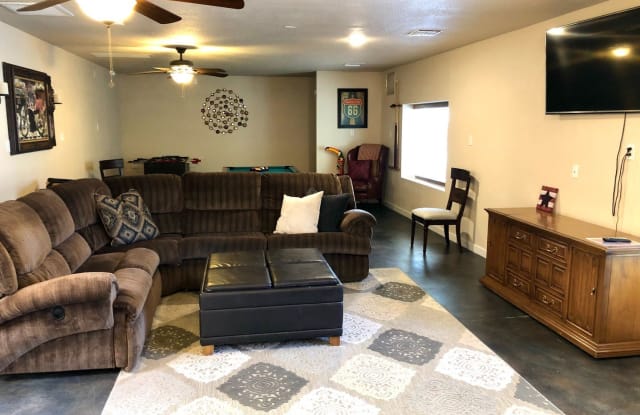 1289 Verano Dr. - 1289 Verano Dr, Bullhead City, AZ 86442