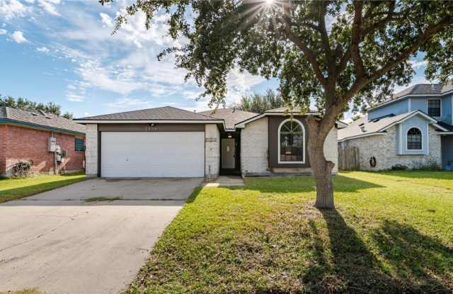 2806 Victoria Park Drive photos photos