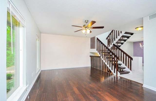 7324 Cardigan Circle Gallery 2
