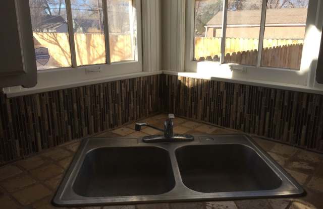 Pre Leasing for Fall 2026! photos photos