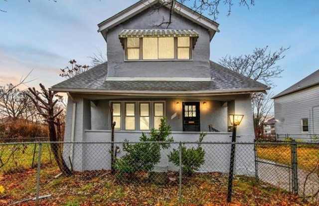 4497 Harding - 4497 Harding Street, Detroit, MI 48214 4497 Harding - 4497 Harding Street, Detroit, MI 48214