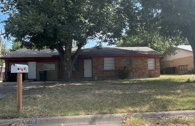 1710 Avalon Road Gallery 1