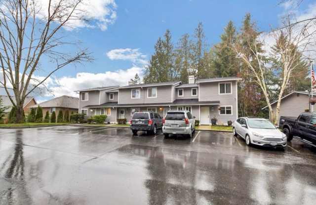 Cozy Bothell Townhome Gallery 4