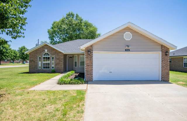 ***610 Maplewood*** photos photos ***610 Maplewood*** photos photos