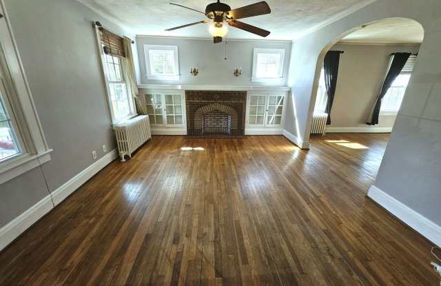 Charming 3-Bedroom Norfolk Home with Classic Character, Hardwood Floors & a Fenced Backyard Gallery 3