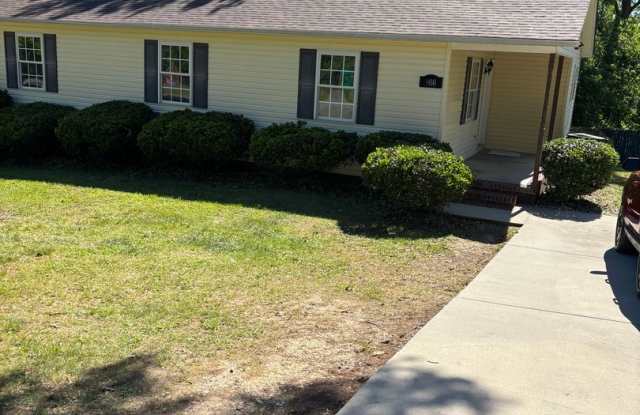 3 Bedroom 2 Bath Spencer, NC Home photos photos