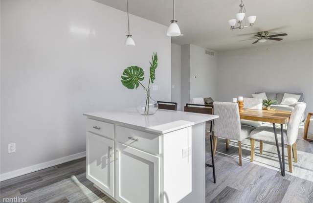 16615 Oakwood Dr Gallery 4