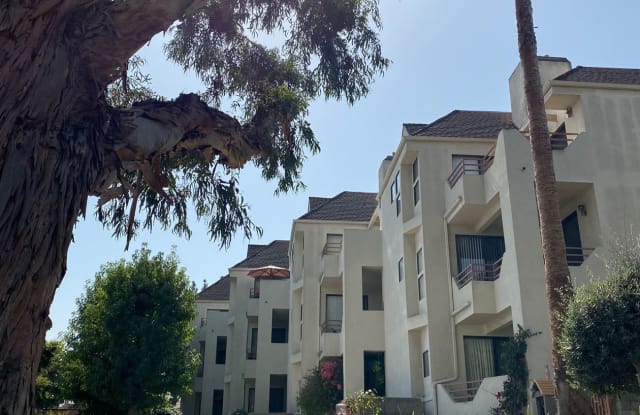 3913 North Virginia Road - 3913 Virginia Road, Long Beach, CA 90807