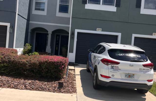 Amazing Neighborhood 3/3 W/Great Amenities! photos photos