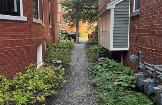 Second Vaughan Condominium Gallery 4