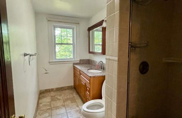 56A Kirkwood Gallery 4