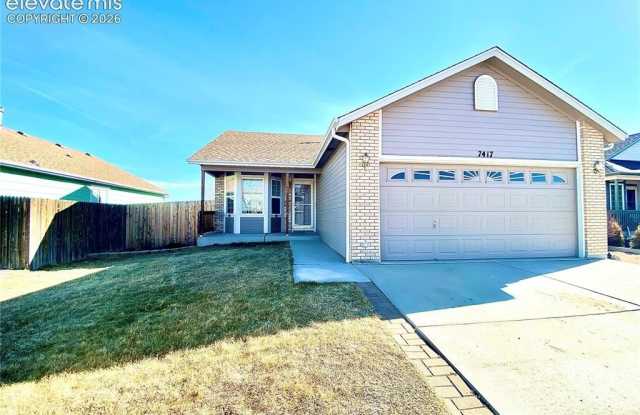 7417 Farmcrest Road Gallery 2
