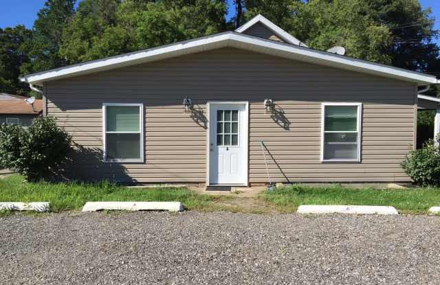 87 1/2 Waterford Street - A photos photos