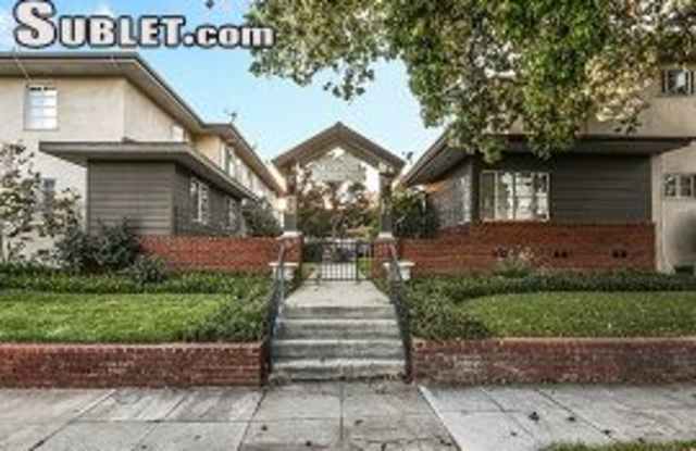 135-151 Holliston Ave - 135 S Holliston Ave, Pasadena, CA 91106