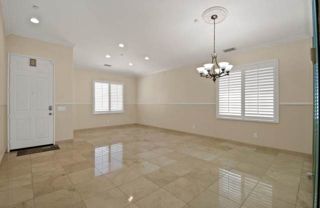 Sierra Lakes Golf Community Living with Paid Solar | 3 Bed, 2 Bath Single-Stor Gallery 3