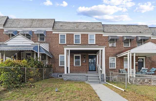 Spacious 4-Bedroom/2.5 Bedroom home with Modern Amenities in Edmondson Village! - 838 Lyndhurst Street, Baltimore, MD 21229 Spacious 4-Bedroom/2.5 Bedroom home with Modern Amenities in Edmondson Village! - 838 Lyndhurst Street, Baltimore, MD 21229