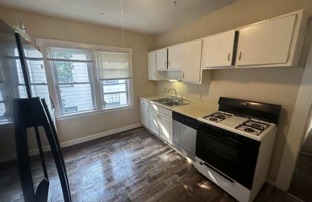 91 Englewood Avenue photos photos