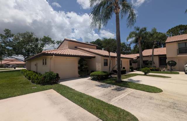 Beautifully Renovated 2BR/2BA Home in Martin Downs Golf Community – annual rental photos photos