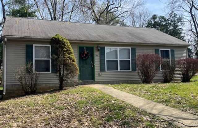 3 bedroom, 2 bath House: Available August 2026! photos photos
